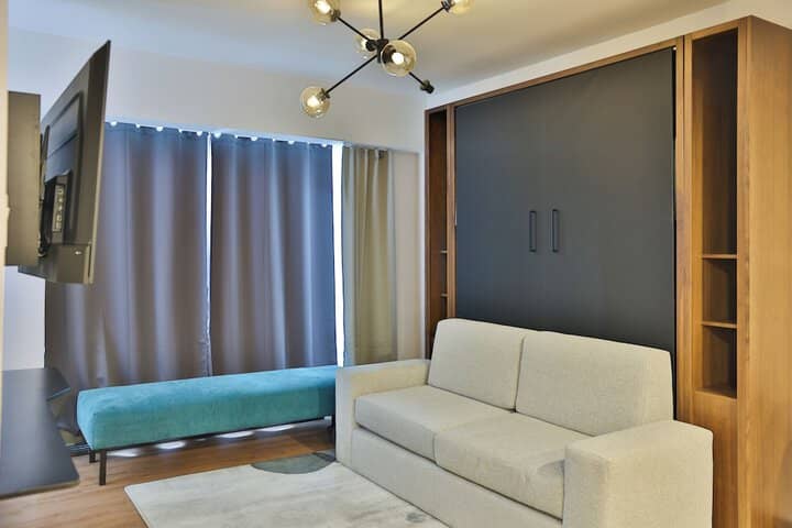 Room 41 of 104