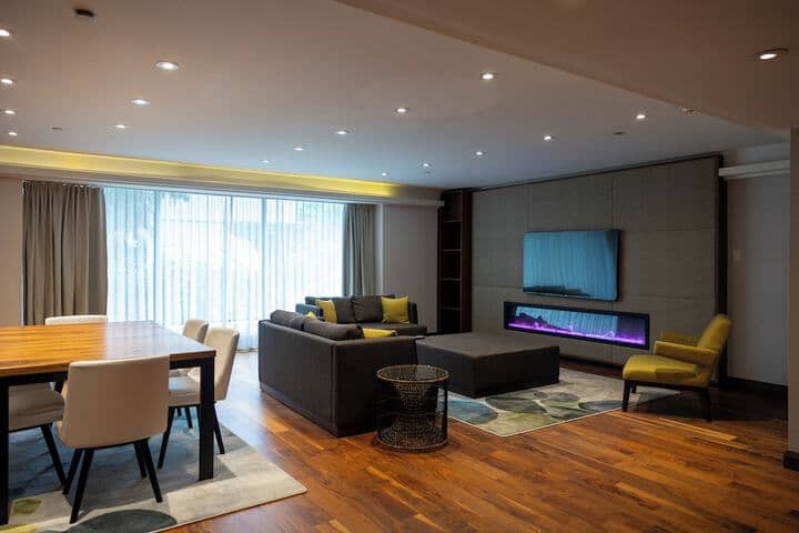 Room 47 of 104